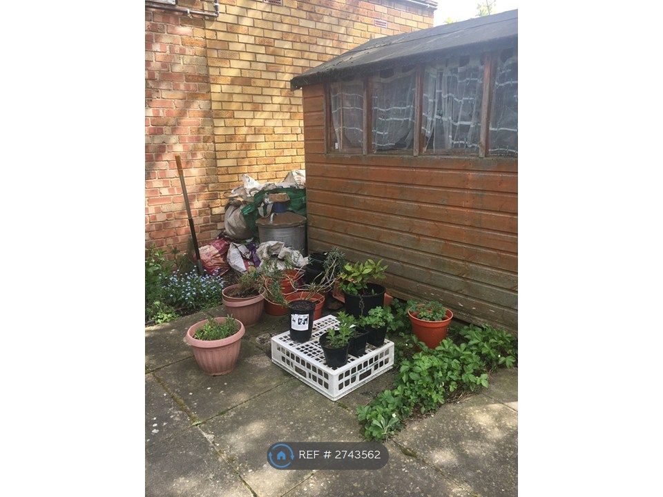 Property photo 3 of 24