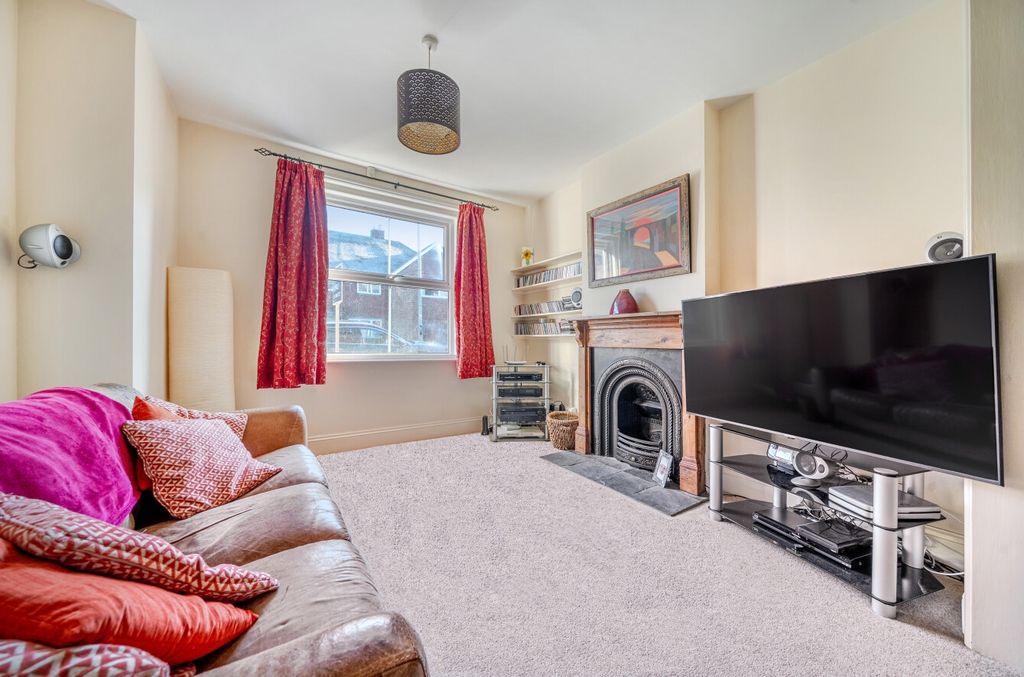 Property photo 2 of 16 Picture No. 41