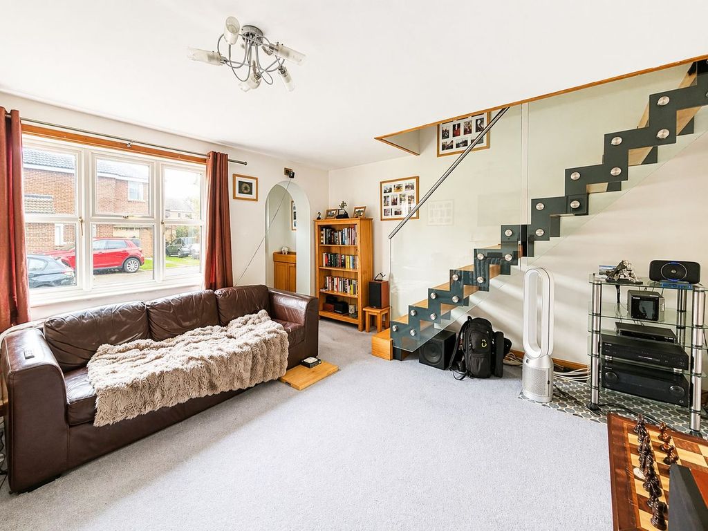 Property photo 2 of 9