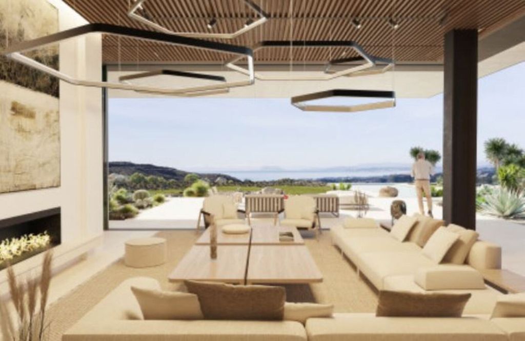 Property photo 2 of 29