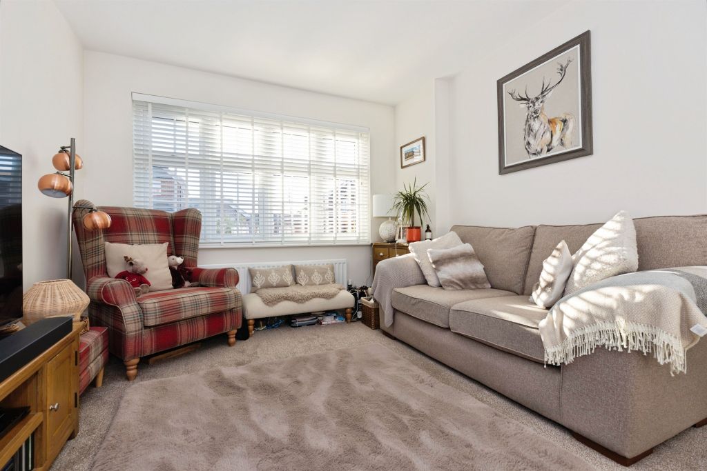 Property photo 2 of 21