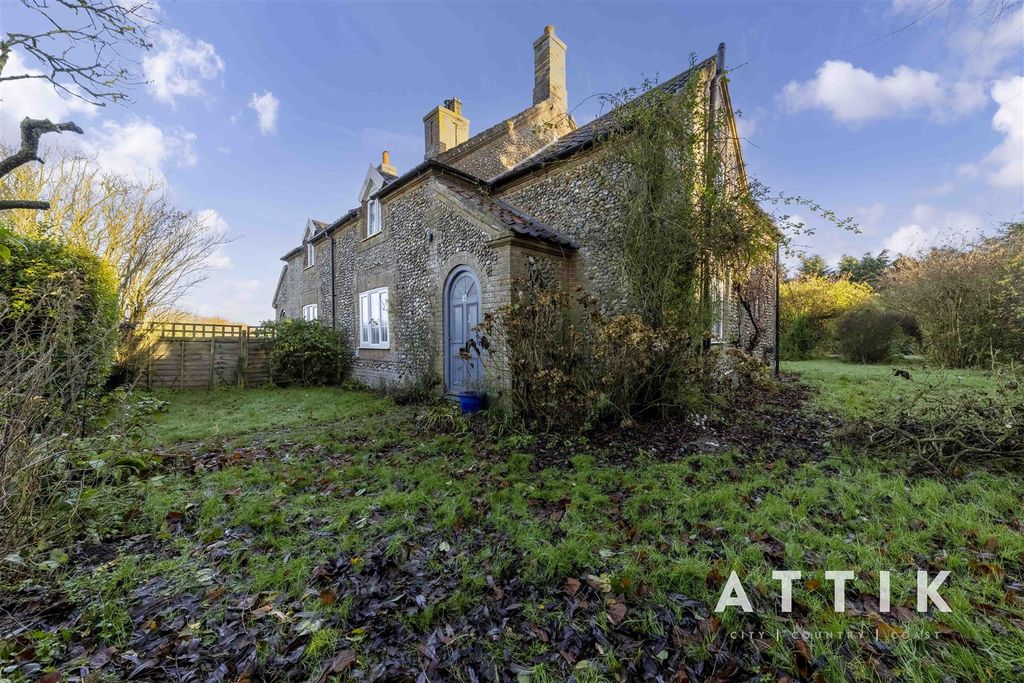 Property photo 1 of 20 Attik 42 Mill Rd.Jpg