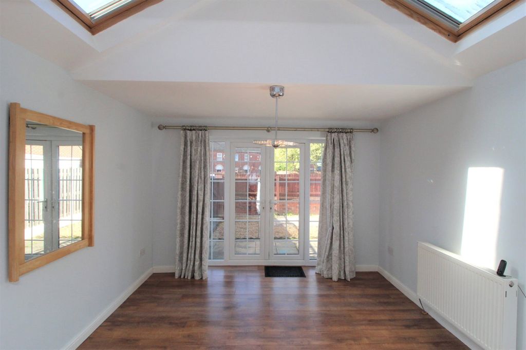 Property photo 2 of 17 Extended Dining Area