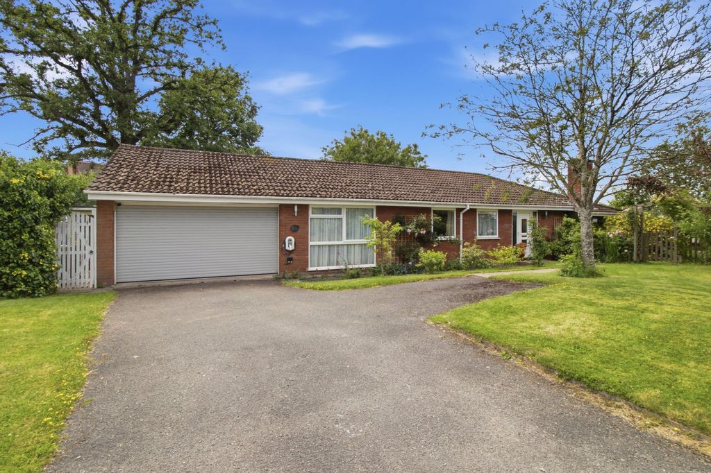 Property photo 1 of 19