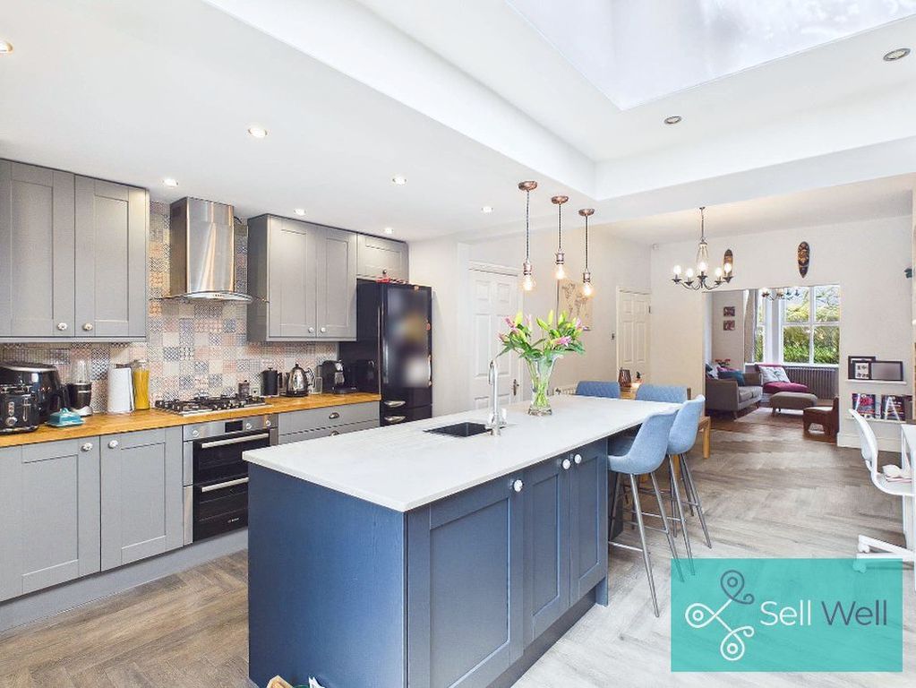 Property photo 2 of 27 Kitchen/Diner