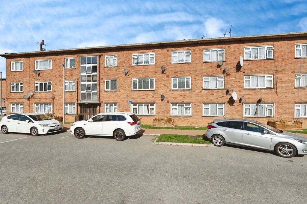 Property photo 1 of 14 Photo