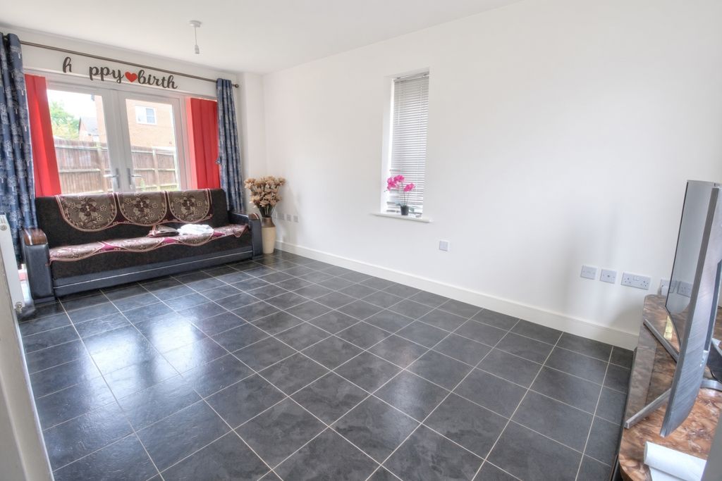 Property photo 3 of 14 Reception Room