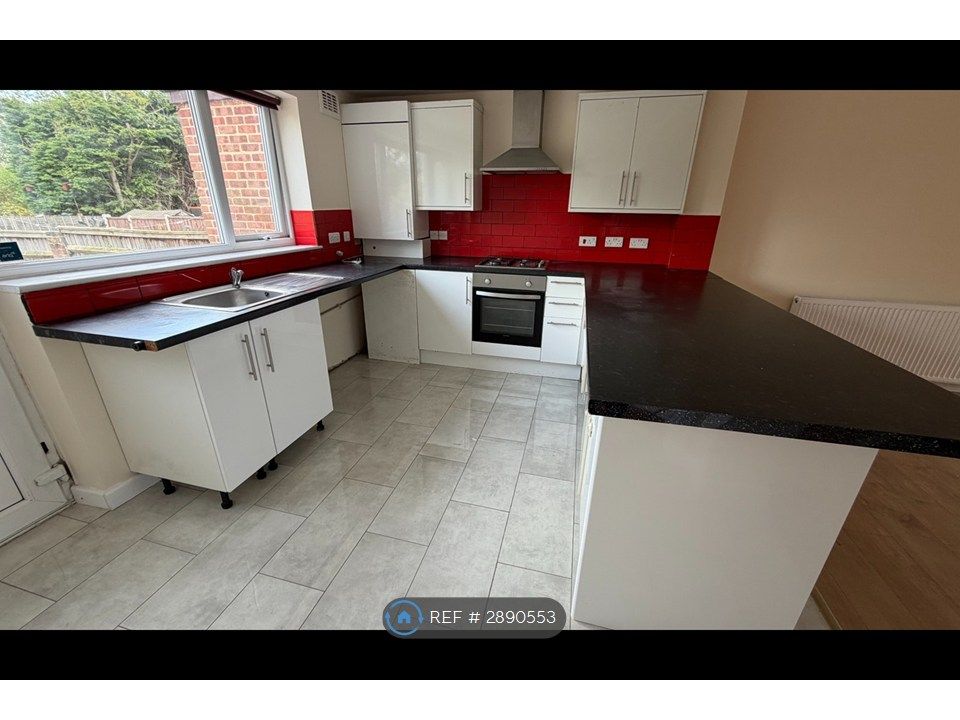 Property photo 1 of 12 Kitchen