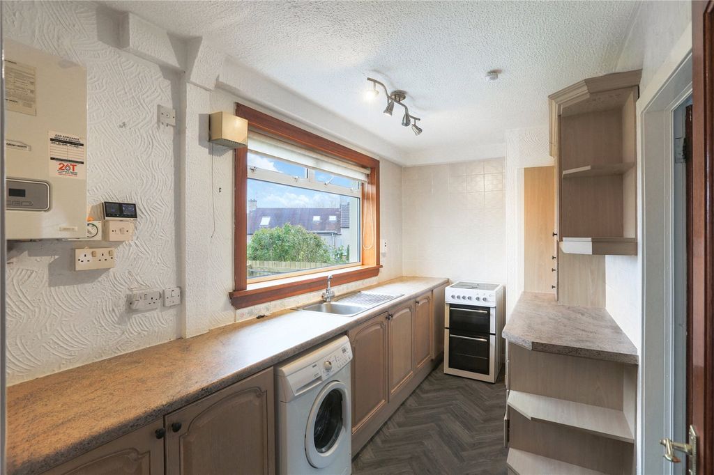 Property photo 3 of 29 Picture No. 09