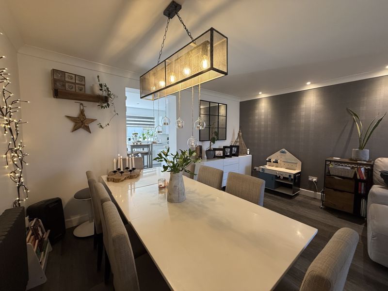 Property photo 2 of 25 Photo 19