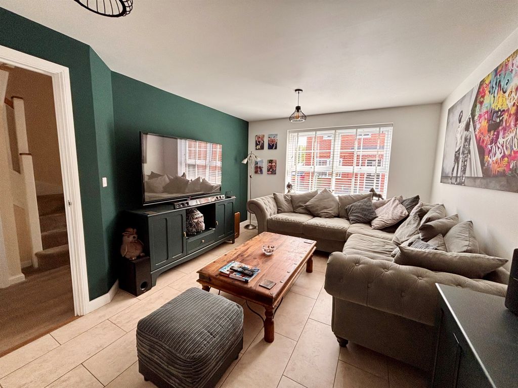 Property photo 3 of 16