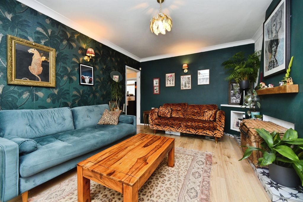 Property photo 2 of 24