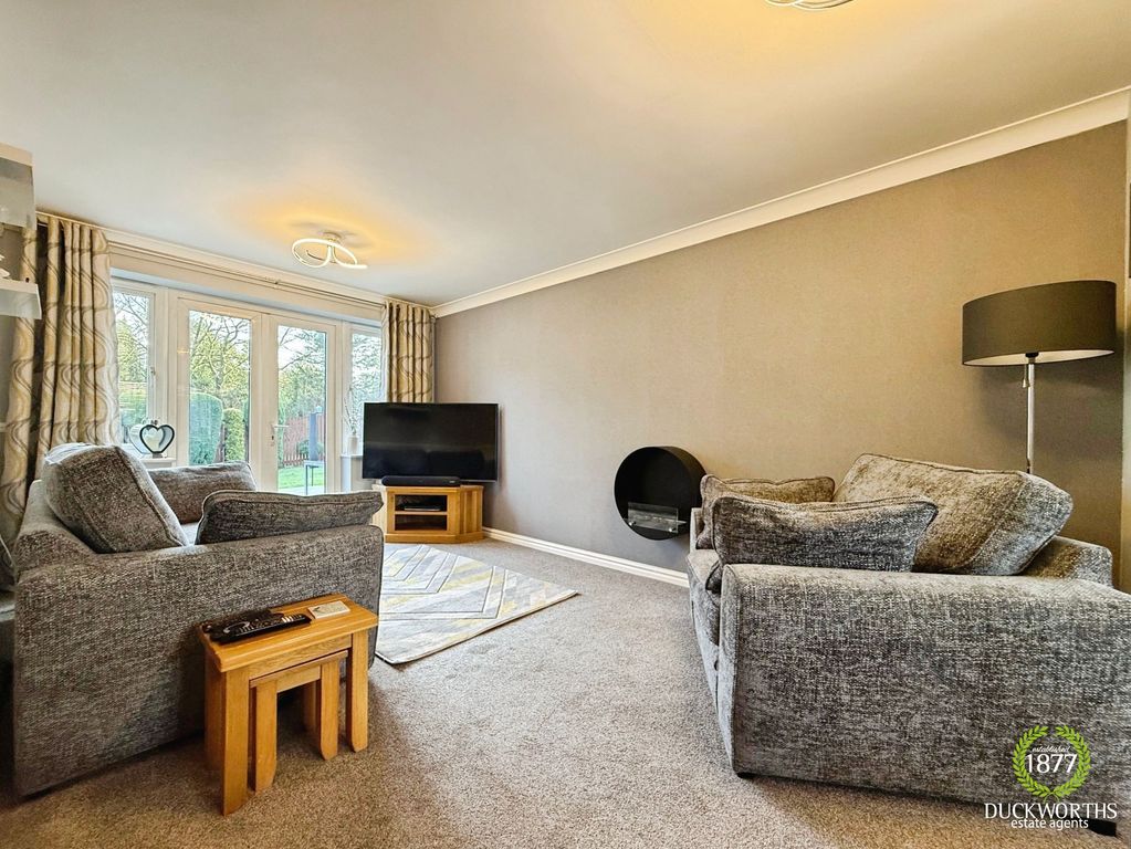 Property photo 2 of 34