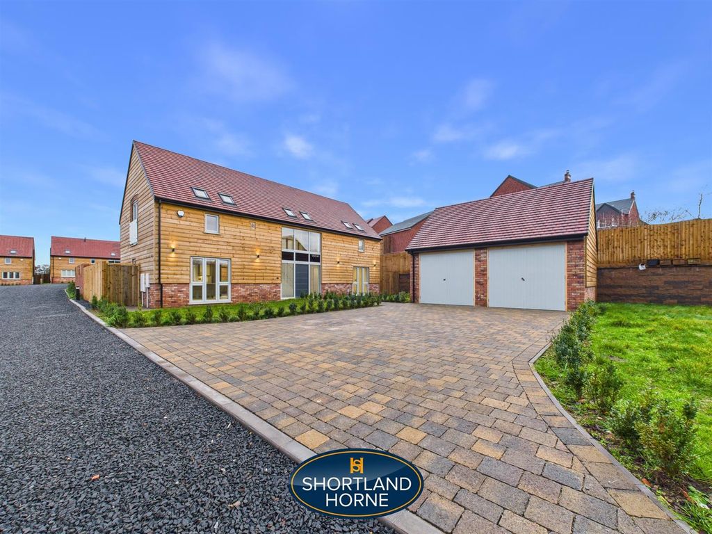 Property photo 1 of 34 Cam04377G0-Pr0076-Still030.Jpg