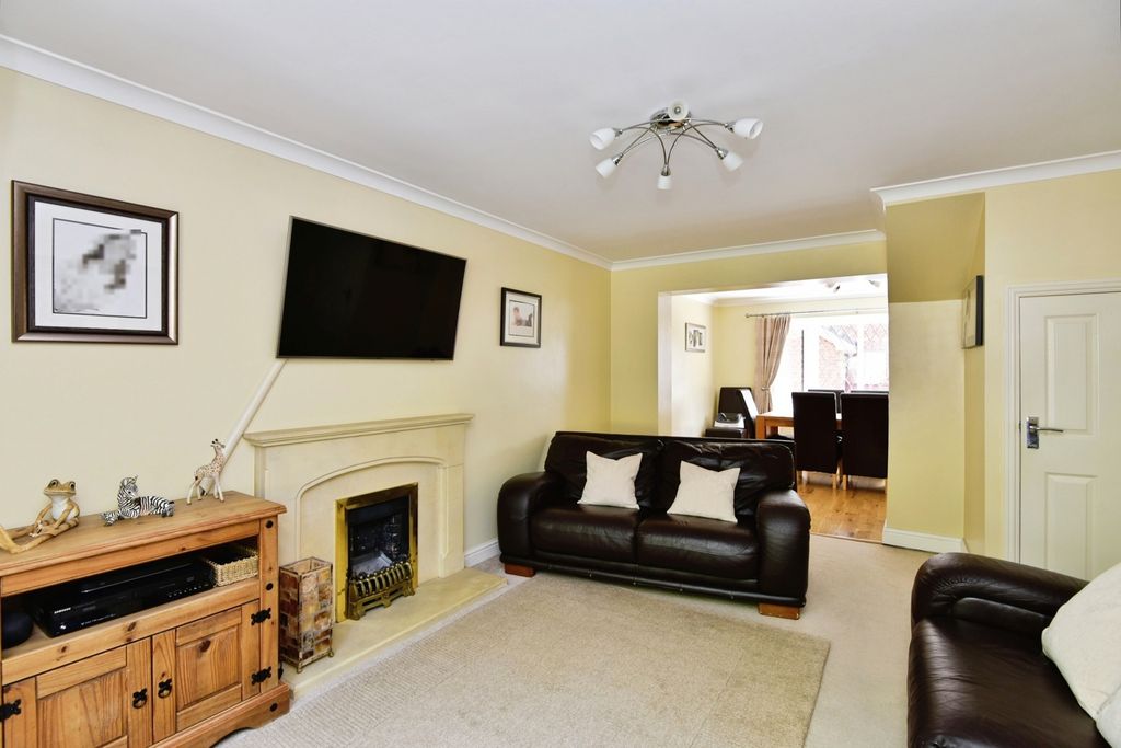 Property photo 3 of 20 Pbox-Img.Jpg