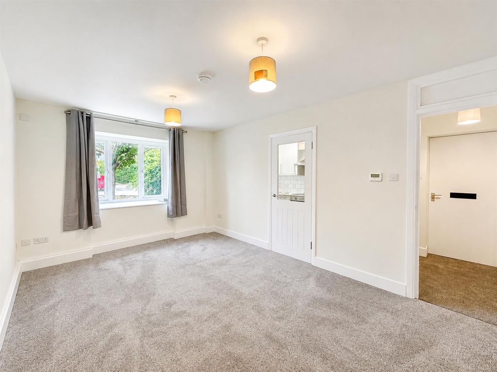 Property photo 1 of 7 1.Png