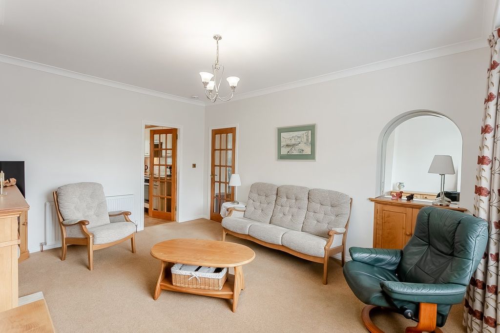 Property photo 3 of 30