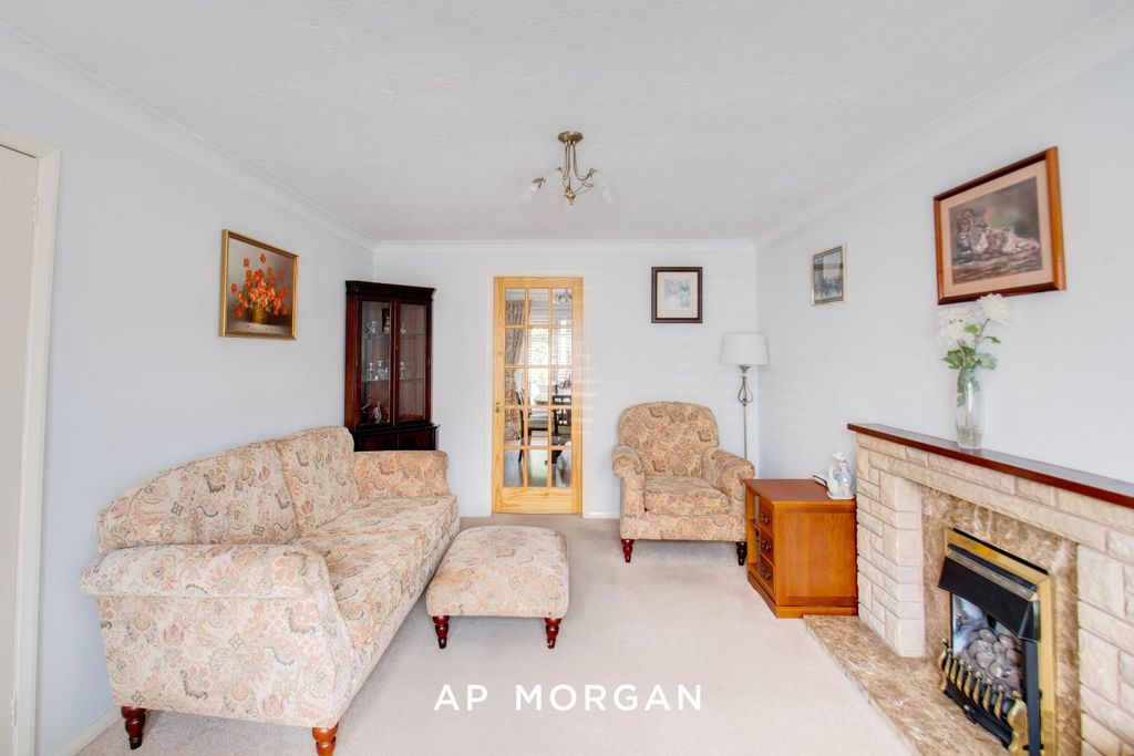 Property photo 3 of 23 Picture No. 03