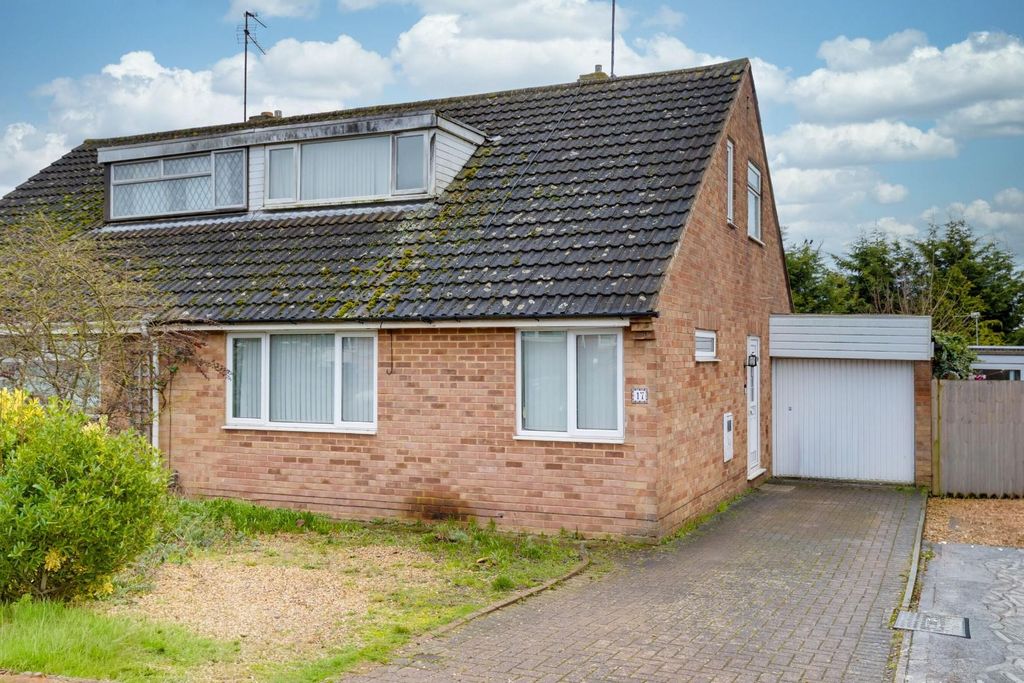 Property photo 1 of 11