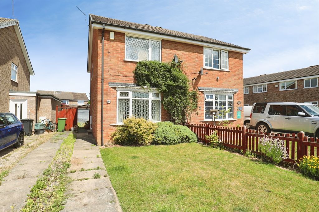 Property photo 1 of 12
