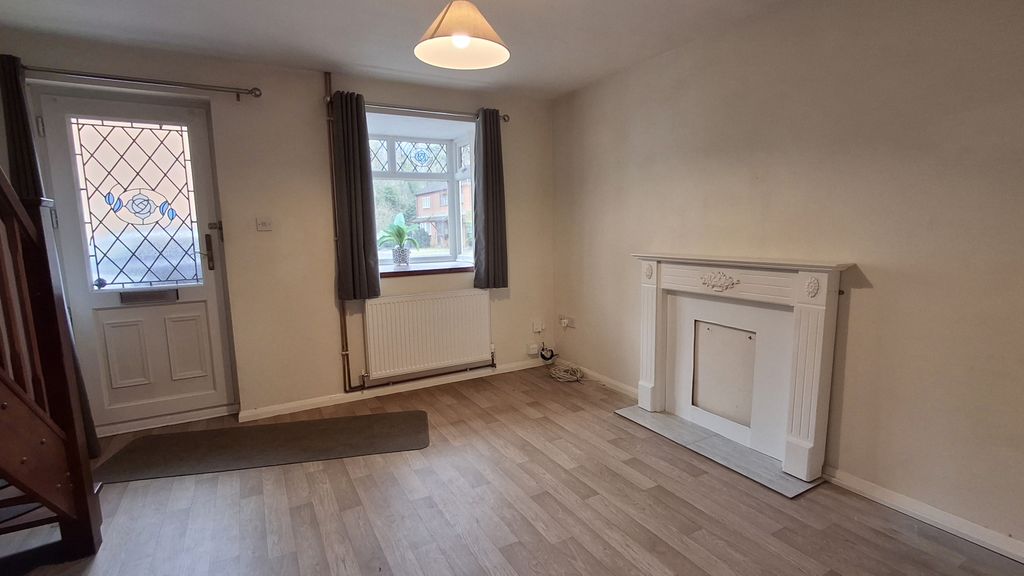 Property photo 3 of 13 Living Room