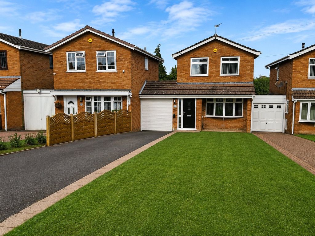 Property photo 1 of 17 Front