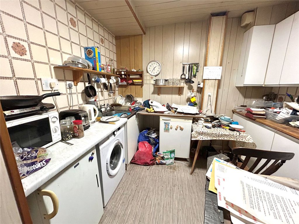 Property photo 3 of 18 Picture No. 18