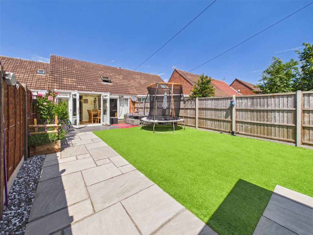 Property photo 2 of 19 Picture No. 02