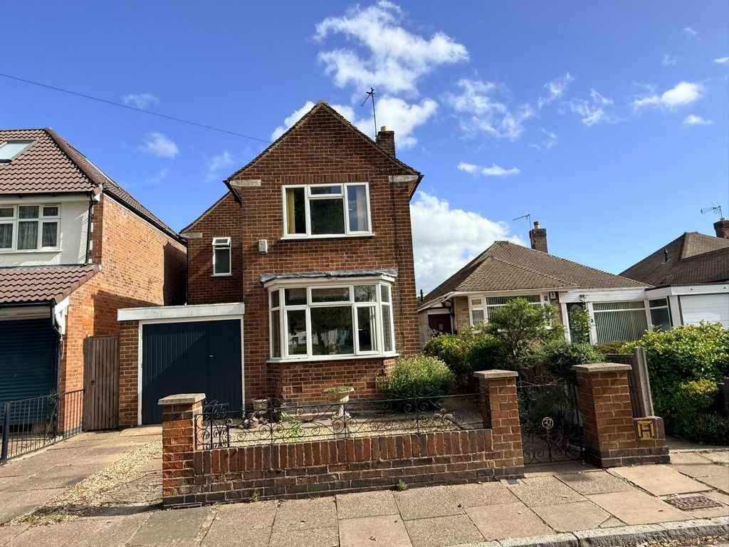 Property photo 1 of 24