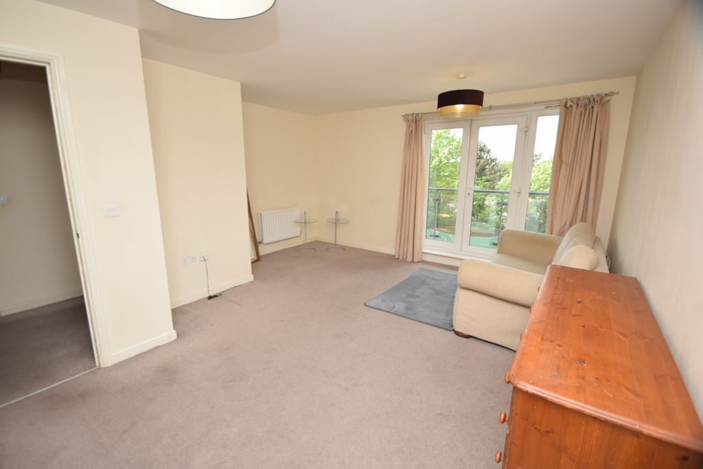 Property photo 3 of 7 Lounge
