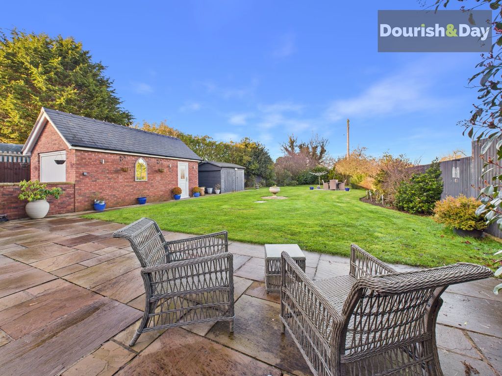 Property photo 2 of 29