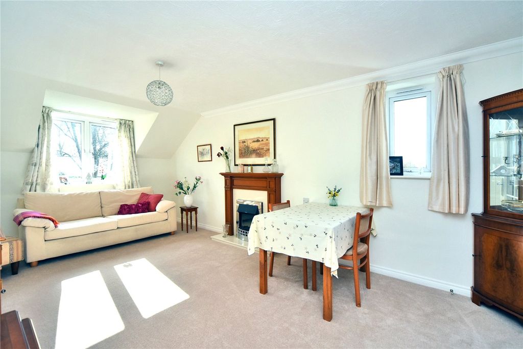 Property photo 2 of 18 Picture No. 03