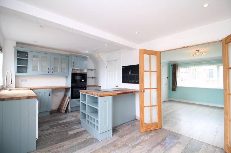 Property photo 3 of 18 Kitchen/Diner