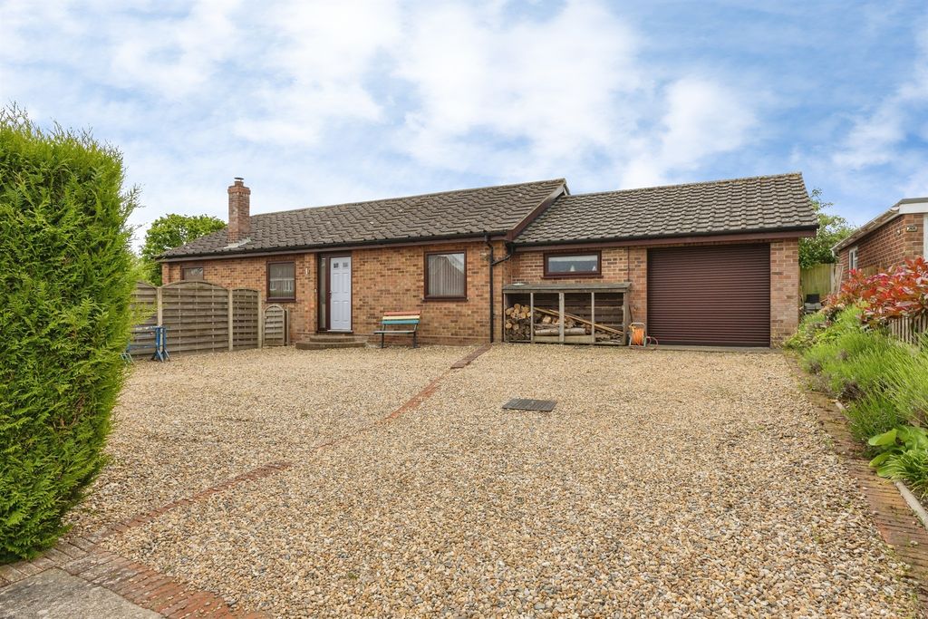 Property photo 1 of 16