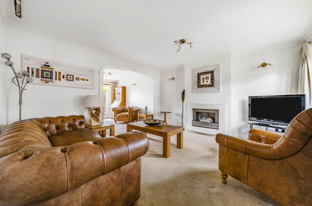 Property photo 1 of 21 Picture No. 02