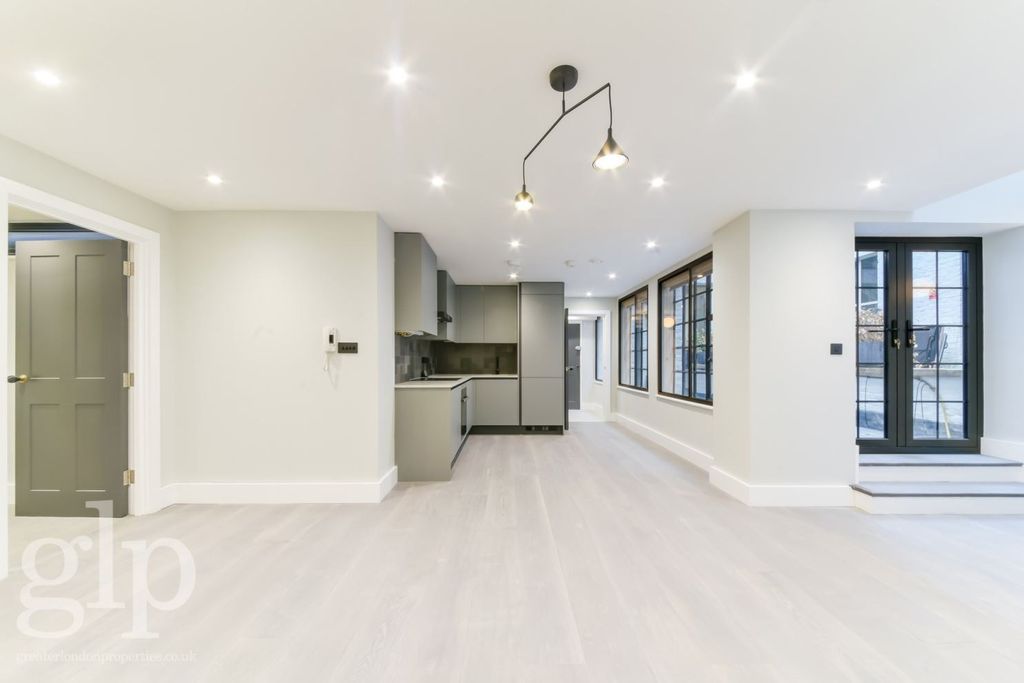 Property photo 1 of 9 3127192