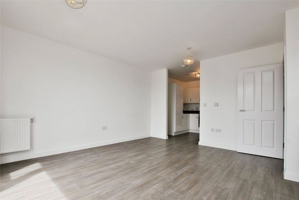 Property photo 3 of 5 Picture No. 02
