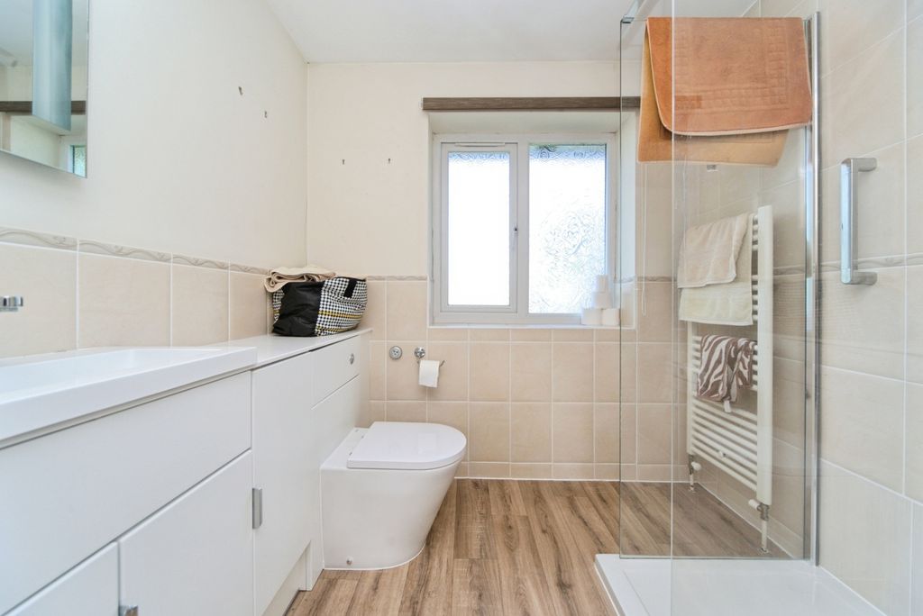 Property photo 3 of 14 Photo