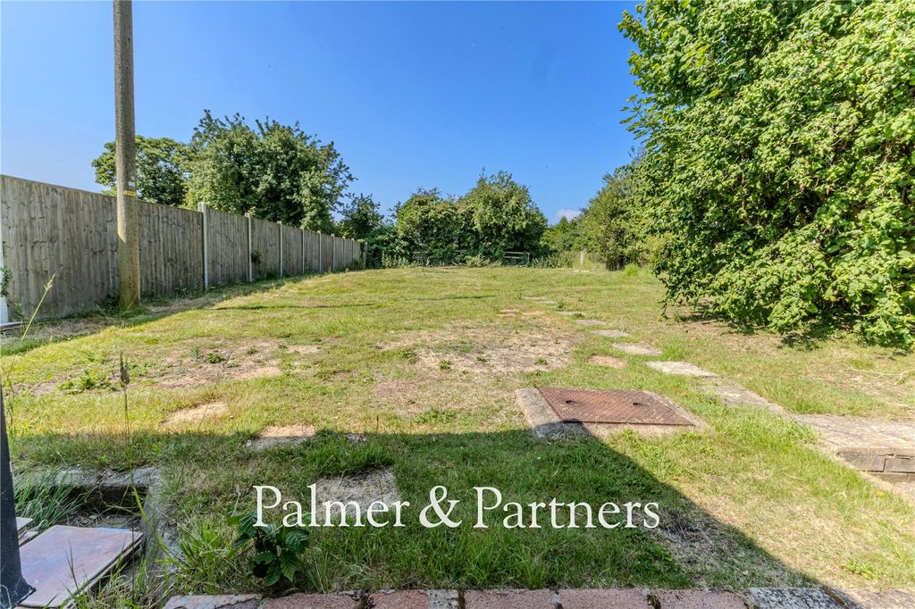 Property photo 3 of 16 Picture No. 11