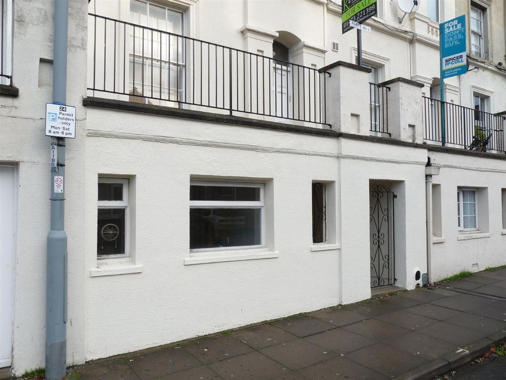 Property photo 1 of 4