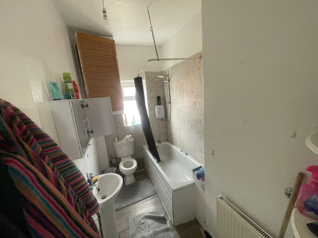 Property photo 2 of 4