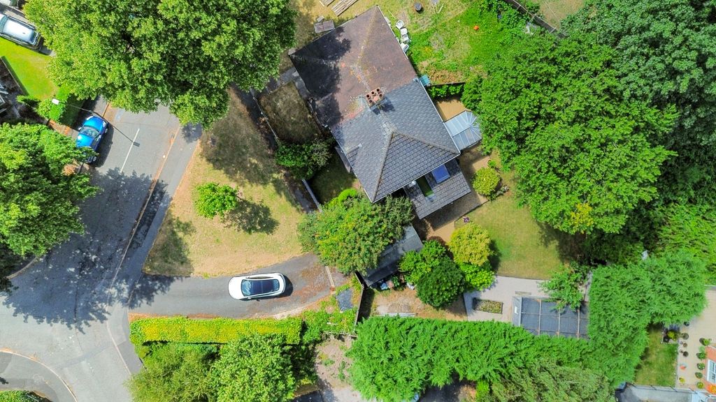 Property photo 2 of 45