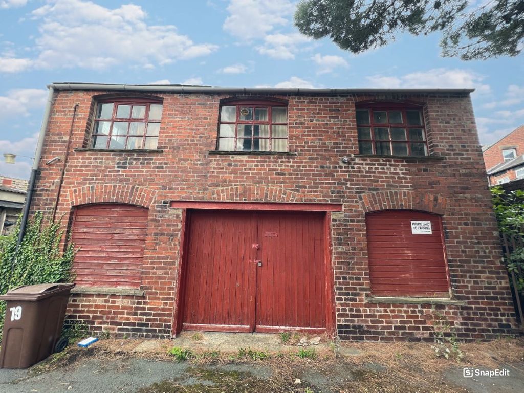 Property photo 2 of 10 Image 2