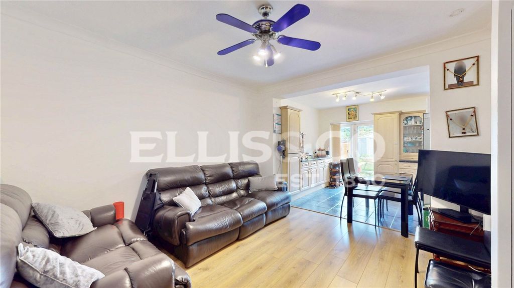 Property photo 3 of 10 Picture No. 12