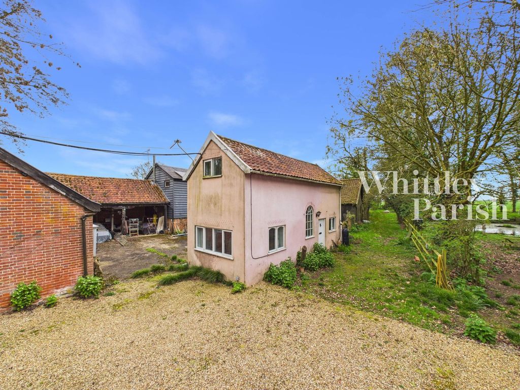 Property photo 1 of 8