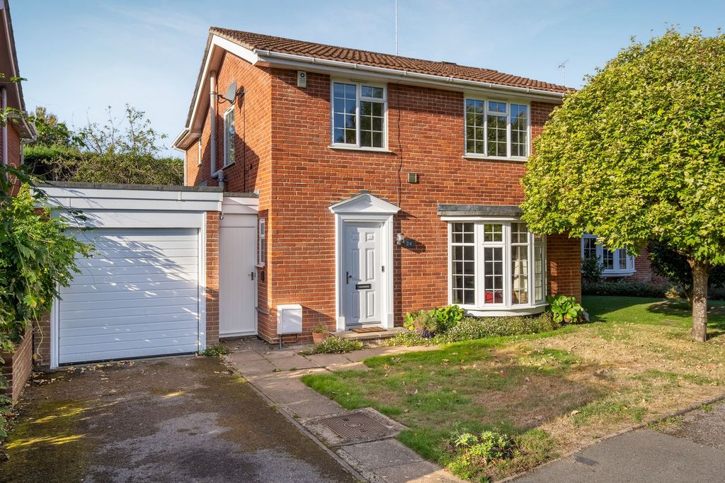 Property photo 1 of 11