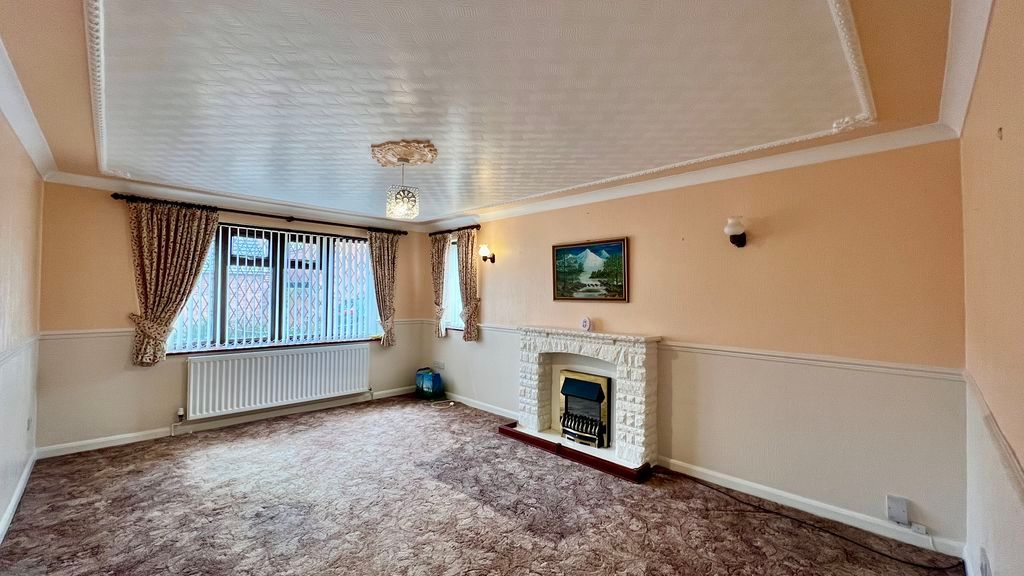 Property photo 2 of 13 Photo 1