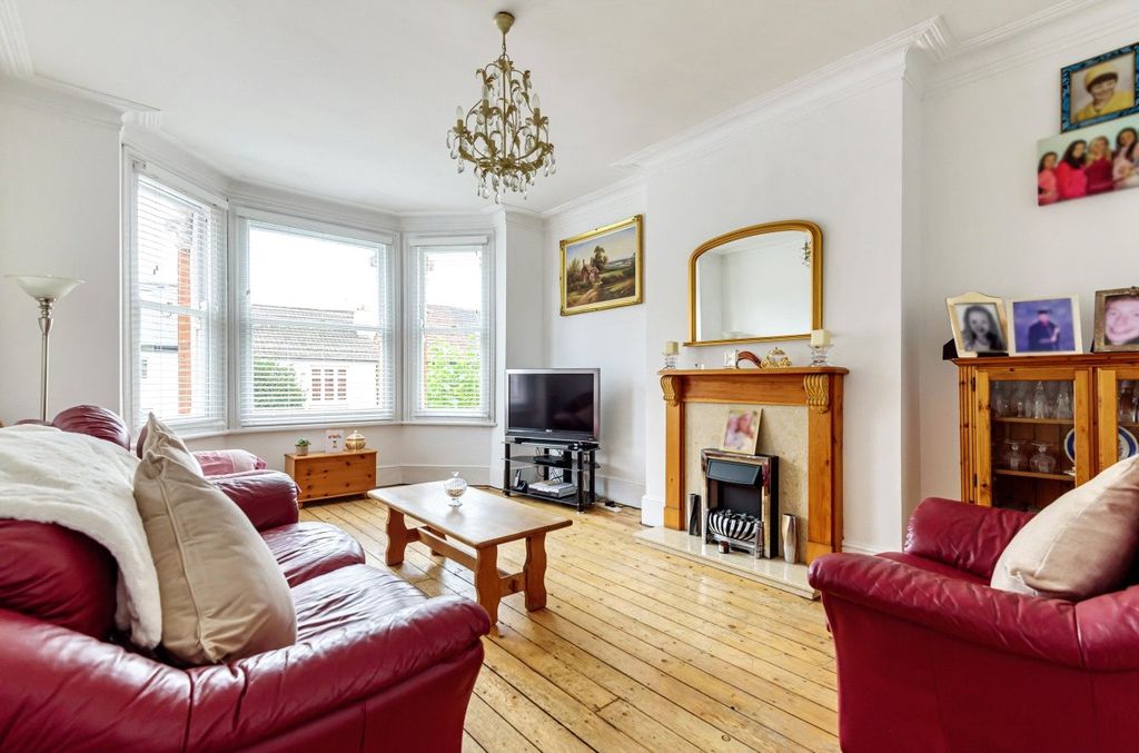 Property photo 2 of 10 Picture No. 05