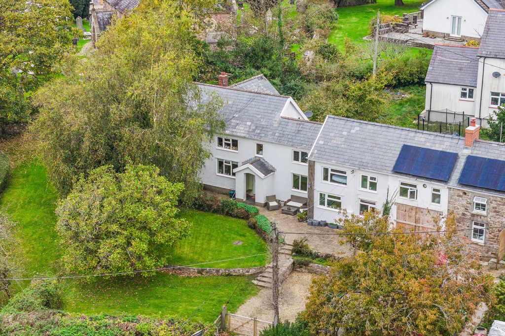 Property photo 1 of 31