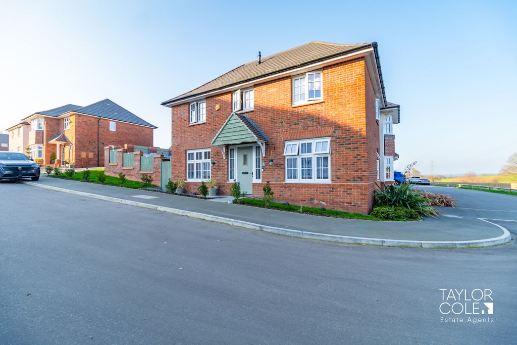 Property photo 1 of 30